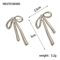 Minimalist silver butterfly bow earrings with dimensions 2.5cm by 3cm and 5.2g weight - HE47018AW0 Silver Slim Bow