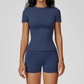 Marineblauw tweedelig yogaset met nauwsluitende top en korte sportbroek voor dames - S / Korte Mouw + Shorts / Marineblauw