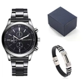 Détail d'une montre à quartz pour homme avec bracelet en acier et bracelet silicone en coffret - Cadran Noir + Bracelet à Boucle Argentée + Boîte à Grain de Litchi