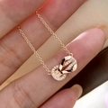 Elegante collana placcata oro rosa 18k con ciondolo a doppio anello infinito e zirconi - Strato Singolo Oro