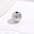 Cuenta de plata de ley S925 con textura martillada láser para la creación de joyas - Cuenta Redonda Estrellada de Oro Blanco de 8mm