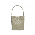 Sac seau en cuir tressé main vert sauge clair avec poignée et design tissé - Vert Travertin