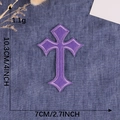 Violetter bestickter Kreuz-Aufnäher mit Lavendelnähten für Kleidungszubehör - Heißschmelzkleber / Lila