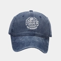 Dettaglio del tessuto denim lavato su berretto con stampa vintage teschio - Regolabile / Blu navy