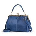 Bolso retro azul marino de cuero mate con cierre metálico de clip y bandolera - Azul Mate