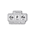 Pin esmaltado de química con elementos de Cobalto Flúor y Hierro en fondo blanco - Diseño Periódico DRINK (QHXZ882)