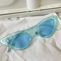 Occhiali da sole cat eye con montatura verde menta e lenti blu per accessori donna - Triangolo Occhio di Gatto Blu Trasparente