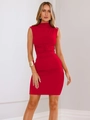 Dettaglio dell'abito rosso senza maniche a dolcevita con vita arricciata e vestibilità slim - S / Rosso