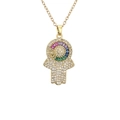 Collier main de Fatma dorée avec zircons colorés et pendentif œil protecteur maléfique - Main de Hamsa Creuse Zircone Colorée (CB0078CX)