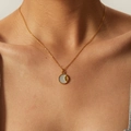 Collana retrò francese con ciondolo a stella a otto punte e inserto in madreperla - JDN21051-Sole in madreperla dorata