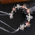 Elegante cerchietto da sposa con foglie dorate, fiori rosa, perle e nastri velati - Fascia in filo di rame / Rosa