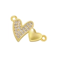 Dettaglio macro del ciondolo a doppio cuore placcato oro 18K con pavé di cristalli lucidi - Oro con Zirconia Completa