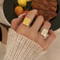 Künstlerisches Ring-Set mit Porträt-Gesicht in Gold und Silber für Damen - Abstrakter Gesicht-Quadrat-Stil (TJZ319)