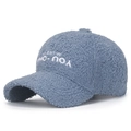 Blaue Teddy-Fleece Baseballkappe für Winter mit weißer Stickerei für Herren und Damen - Himmelblau
