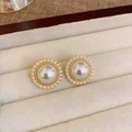 Orecchini vintage dorati con perla centrale e corona di piccole perle eleganti - Orecchini a lobo in perla con pizzo rétro (59#)