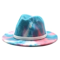 Regenboog tie-dye wollen fedora hoed met brede platte rand en wit decoratief lint - M (56-58cm) / Meerblauw Tie-dye #3