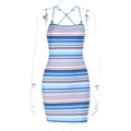 Detailansicht des gestreiften Bodycon-Kleids mit blau-burgunderroten Streifen - XS / Blau