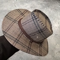 Cappello da cowboy marrone intrecciato con corda a spirale e occhielli in metallo - Taglia Unica 58cm / Quadri a Linee Marroni