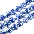 Tre fili di perline in ceramica smaltata blu a forma di fiore a cinque petali DIY - Blu Reale