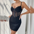 Abito corto nero in pizzo stile corsetto con inserti in mesh e struttura a stecche - S / Nero