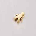 Primo piano di un ciondolo a forma di ragazzo in acciaio inossidabile dorato lucido - Placcato Oro 18K