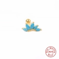 Macro shot of gold S925 sterling silver ear stud with five curved blue marquise zircons - Single Piece / Gold - Turquoise