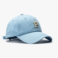 Light blue cotton baseball cap with cream P letter embroidery in a soft top style - Gray Blue
