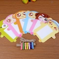 Lot de cadres photo en papier dessin animé avec mini pinces en bois et cordelette - Personnages de Dessin Animé 3 Pouces Ensemble de 6 Pcs Avec Pinces Corde