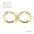 Dettaglio degli orecchini a cerchio in acciaio inox placcato oro 18k con dimensioni e peso - Oro (ZE593G)
