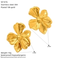Detailed view of gold plated flower earrings with 31mm size and 10g weight specs - Flower Style (SE167G)