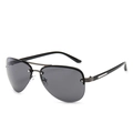 Klassieke aviator zonnebril met metalen half frame en donkere glazen in 45 graden zicht - Effen grijs
