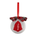 Graue gestrickte Weihnachtskugel mit roter JOY-Stickerei und karierter Schleife - Grau
