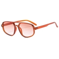 Retro Pilotenbrille mit bernsteinfarbenem Rahmen und orangefarbenen Verlaufsgläsern - Transparenter Orange-Tee-Rahmen / Verlaufstee-Gläser
