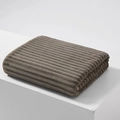 Ensemble de serviettes de bain en polaire corail marron café avec rayures verticales - Serviette 34x74cm / Café Foncé