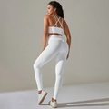 Weißes nahtloses Yoga-Set mit Cross-Back-Sport-BH und hoch taillierter Sport-Leggings - S / Oberteil Und Unterteil / Milchweiß