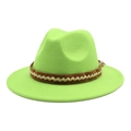 Detail eines neongrünen Fedora-Hutes mit braunem Flechtband und stilvollen Fransen-Akzenten - L (58-60cm) / Fruchtgrün