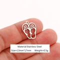 Edelstahl-Anhänger in Flip-Flop-Form für die Schmuckherstellung mit Hohlraum-Detail - Flip-Flops-DY1077-1 / Silber