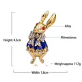 Dettaglio delle dimensioni della spilla a coniglio con altezza 4,3cm e larghezza 1,8cm - Coniglio Blu
