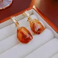 Retro geometric earrings with amber resin and textured gold metal for a luxury finish - No.5 Square (HE17311)