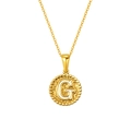 Halskette aus Gold-Titanstahl mit Hammerschlag-Münze, Buchstabe G und Perlenrand - Buchstabe G (S-P173-G)