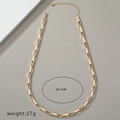 Dettaglio della collana a catena gold paperclip con lunghezza 50+7CM e peso di 27g indicato - Oro