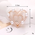 Elegante dije de doble corazón de aleación dorada con perlas y pedrería para zapatos y DIY - Doble Corazón de Perlas Dorado