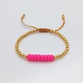 Ethno-Webarmband mit rosa Tonperlen und Goldkugeln, verstellbar für Damen - Rosa und Gold Gewebter Stil (RTS220001B)