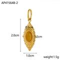 Detalle de colgante de acero chapado en oro con piedra ovalada amarilla y textura de rayos - Hoja de Oro Con Piedra Ámbar (AP41564B-2)