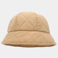Sombrero de pescador acolchado beige para mujer con diseño de corazones para otoño e invierno - Estilo Acolchado de Corazón / Caqui