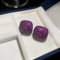 Close-up of square vintage earrings with dark red cubic zirconia in a white jewelry box - Square Arc - Pink - Gun Black Base