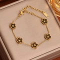 Bracciale in acciaio inossidabile 18k con cinque ciondoli a fiore nero e perline - Zirconia Nera Placcata Oro