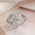 Silberner Kolibri Ring mit weißen Zirkonia Steinen und rosa Edelstein Auge - Einstellbar Offen / Silberner Vogelring und Spiralring