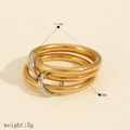 Detail van gelaagde goud en zilveren ringen met afmetingen en gewichtsspecificaties - Maat 7 / Drie Goud Twee Zilver Stapelbare Gekoppelde Ring (TR4434-G-7)