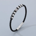 Bracciale da uomo in pelle nera intrecciata con perline argentate e chiusura in metallo - 19cm / Argento (KB179965-YA)